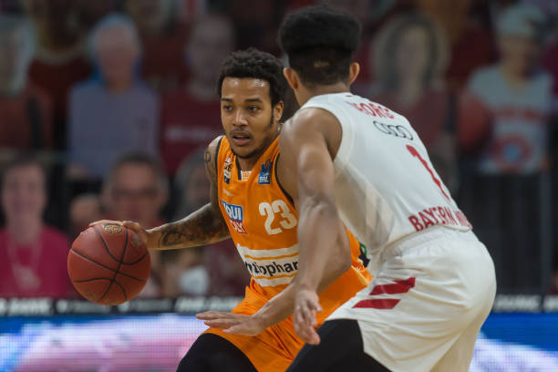 A焦点战中 A焦点战中